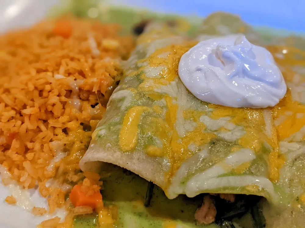Spinach and Chicken Enchiladas
